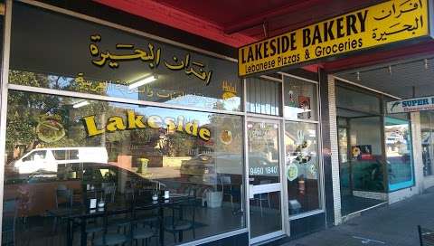 Photo: Lakeside Bakery
